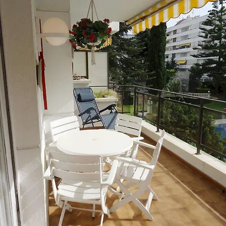 Appartamento Alva Park Fenals - Familiy *